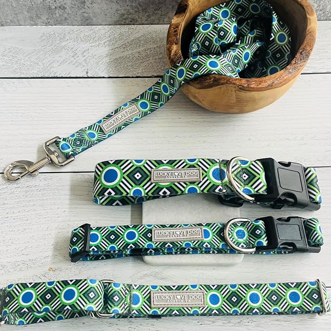 Lucky Love Dog Collar, Stripes Pattern Dog Collar for Tiny Dogs, Comfortable & Soft Dog Collars, Leo, XSā¦