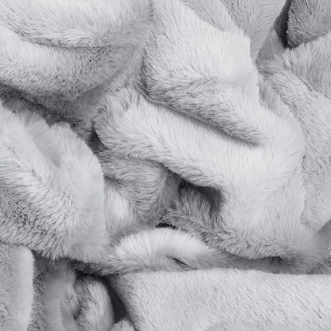 ANZOME Dog Bicycle Basket Liner, Warm and Soft Small Pets Bike Basket Cover with Durable Canvas Outside,Easy to Install Comfort Padded Bike Basket Liner for Dog Carrier(Basket Not Included)